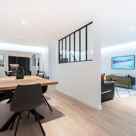 Apartment In - Eiffel Tower Area